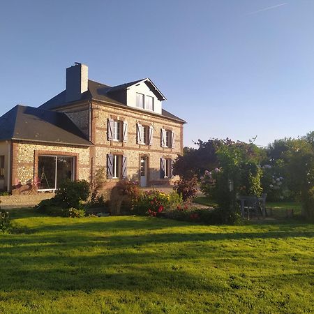 Chambres D'Hotes " Le Clos Des Colimacons " Maniquerville Esterno foto